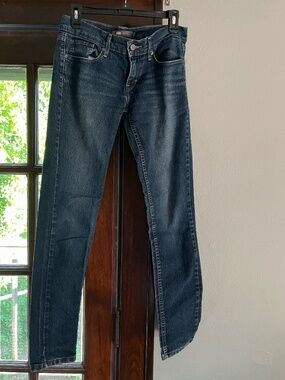 Size 7 Women's Levi's Skinny 524